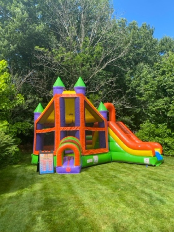 Deluxe Castle Bounce House Slide Combo DRY ONLY - RAINBOW Deluxe Castle Bounce House Slide Combo DRY ONLY - RAINBOW