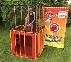 space20saver20dunk20tank204 1778686199 Dunk Tank - Narrow Access Option
